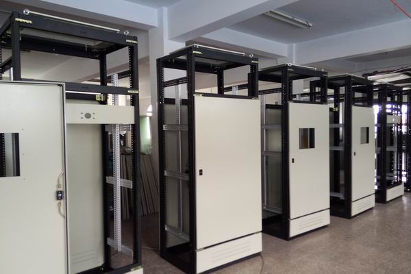 兵团一零一团配电柜-3683厂家配电柜检修需要注意的